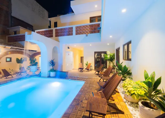 Casa Victoria Malecon - Adults Only